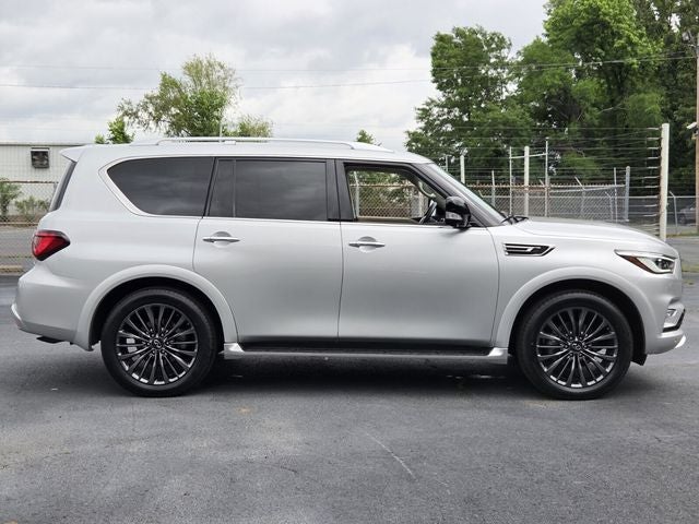 2022 INFINITI QX80 Premium Select