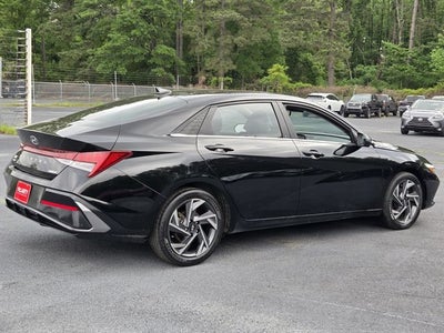 2024 Hyundai Elantra Limited