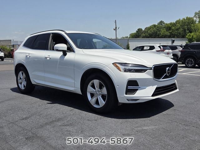 2022 Volvo XC60 B5 Momentum